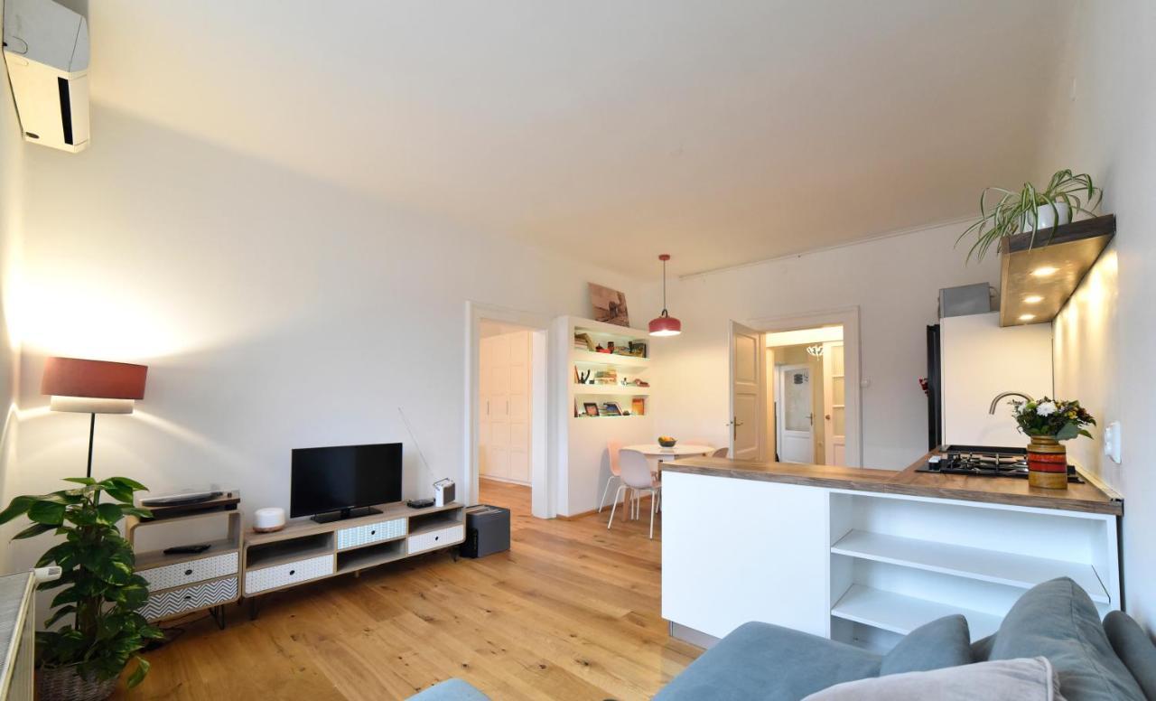 Cosy Lu Apartment Zagreb Extérieur photo